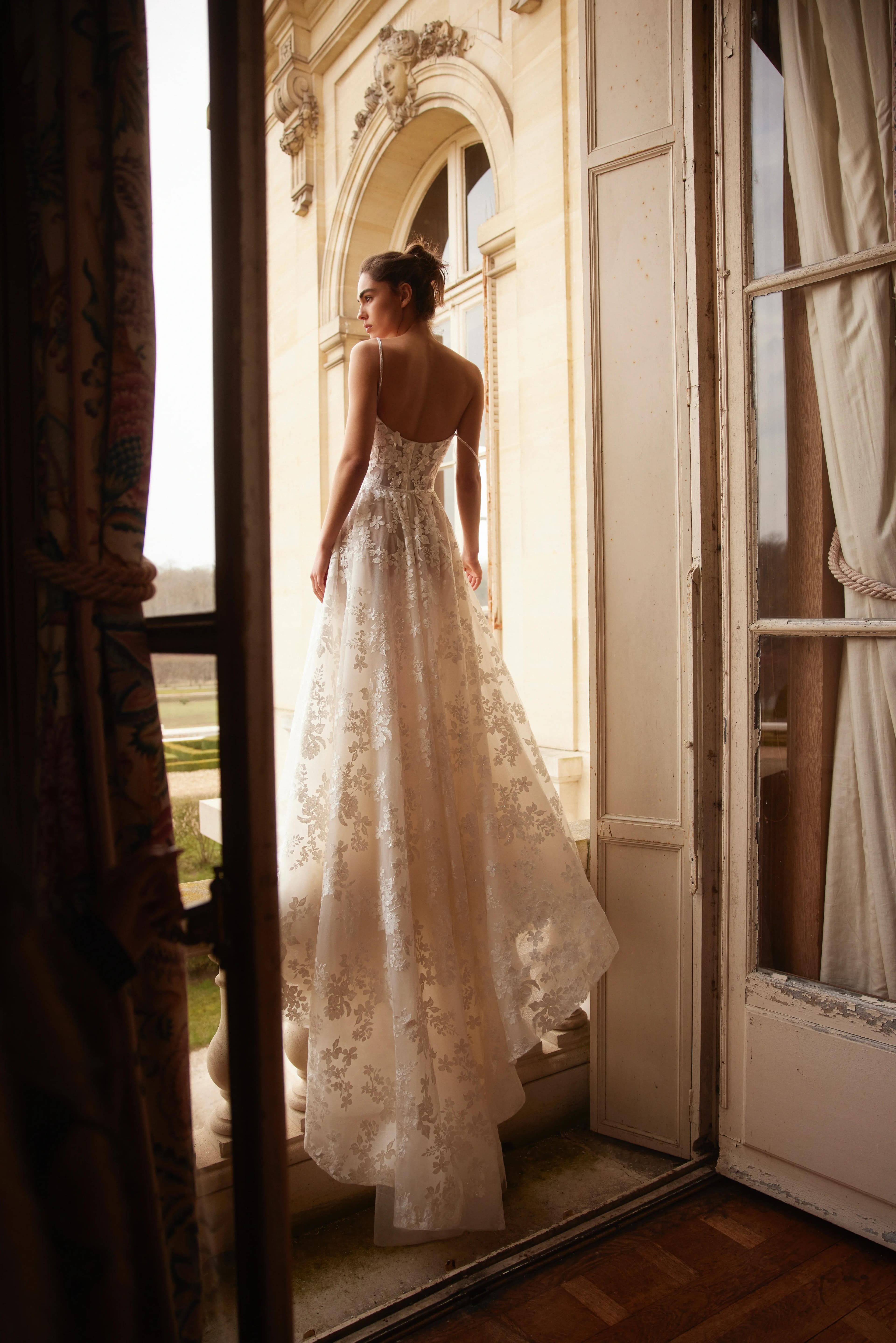 CAPRI — bridal gown by Netta BenShabu, L'Allure de la Femme, style NB.BR.2554.LZ